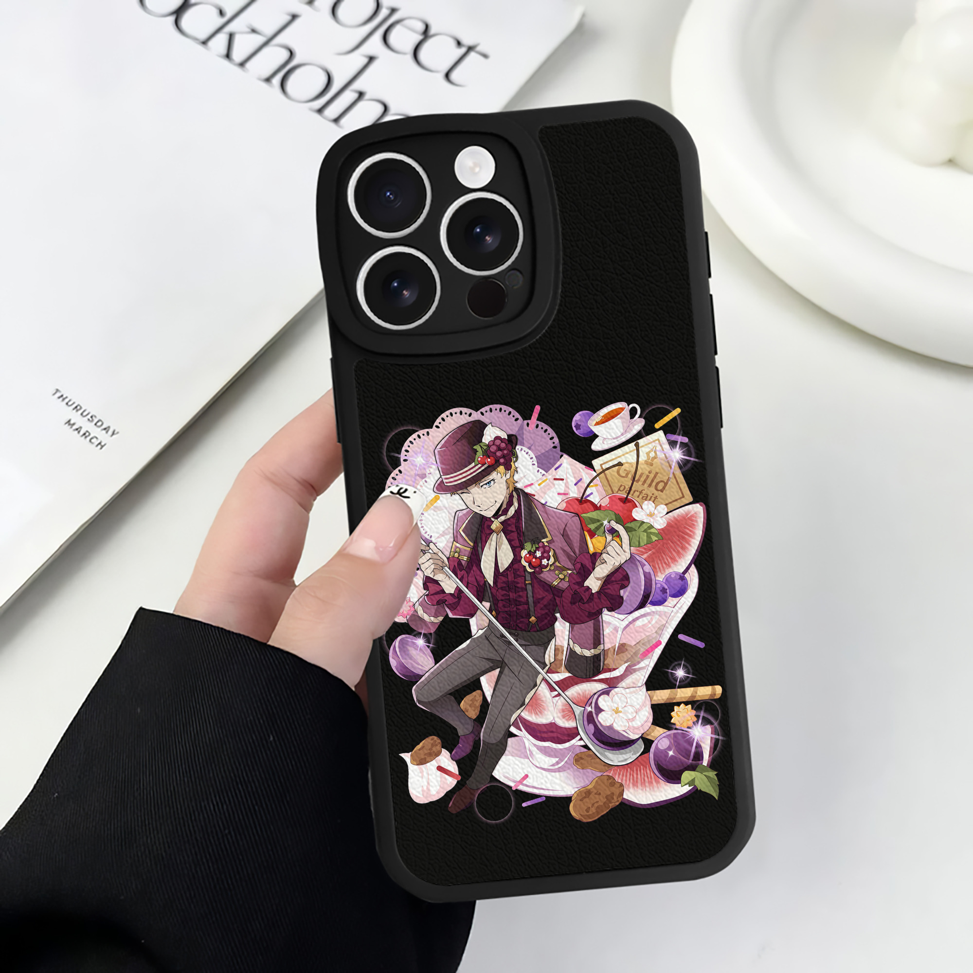 （画像用） 文豪ストレイドッグス Bungo Stray Dogs 【iPhone 16シリーズ対応】シリコンスマホケース（レザー調） 材質：シリコン